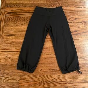 Lululemon Crossover Capris